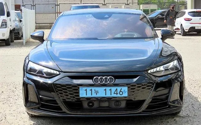 수원수입차중고 e-트론 GT GT 콰트로 프리미엄 매물 사진 1 - 2022/04 63,818km